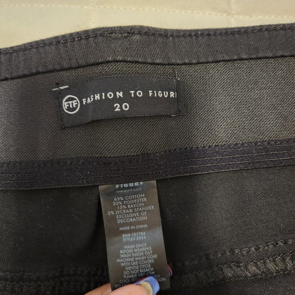 High Rise Rhinestone Jeans - Picture 8 of 10